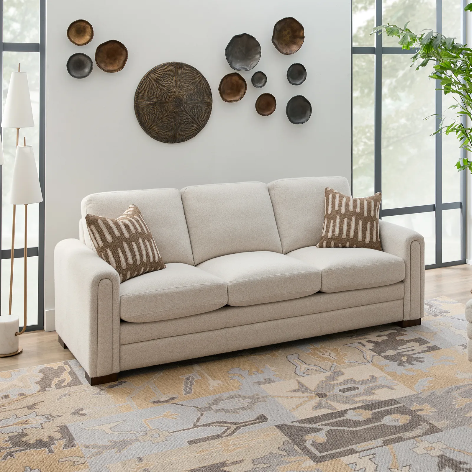 Rudy 5565 Sofa 93" (+90 fabrics) 5 Rudy 5565 Sofa 93" (+90 fabrics)