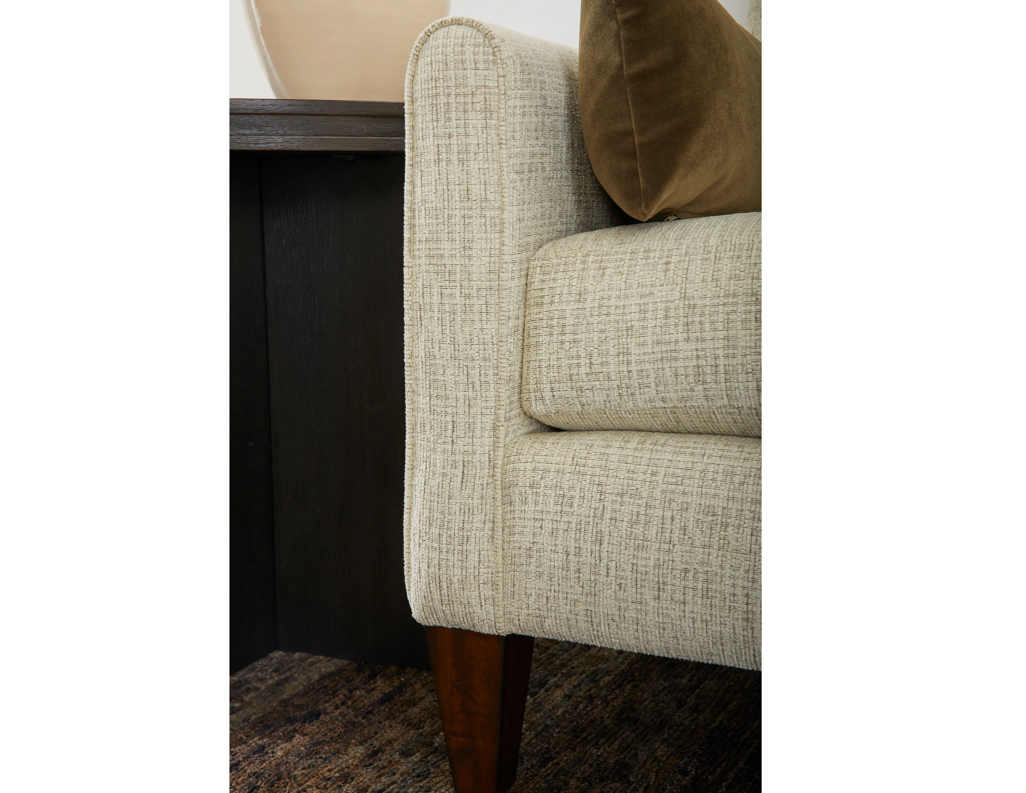 Bond 5850 Chair (+100 fabrics) 15 Bond 5850 Chair (+100 fabrics)