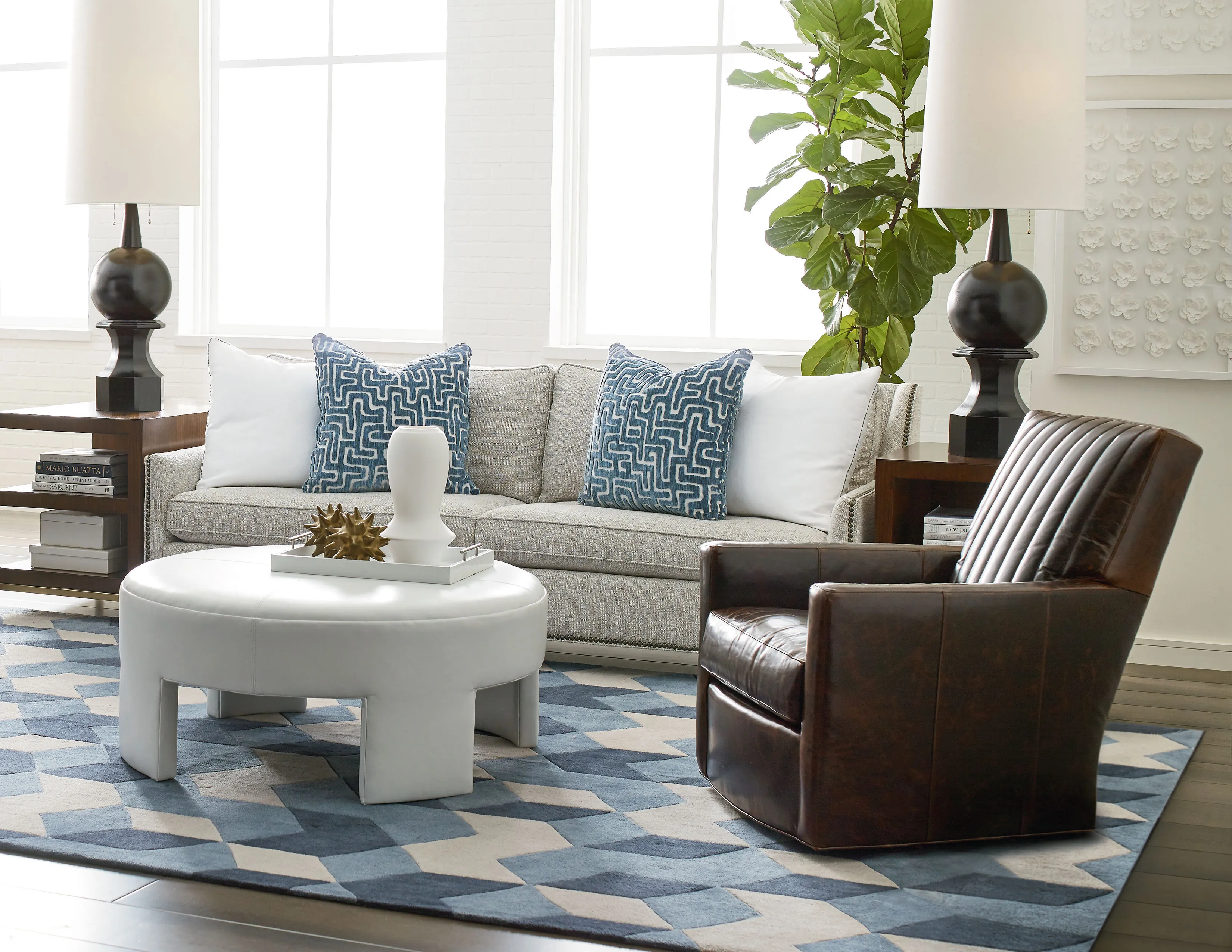 Jeremy 76" x 84" and 94" Sofa (+75 fabrics) 7 Jeremy 76" x 84" and 94" Sofa (+75 fabrics)