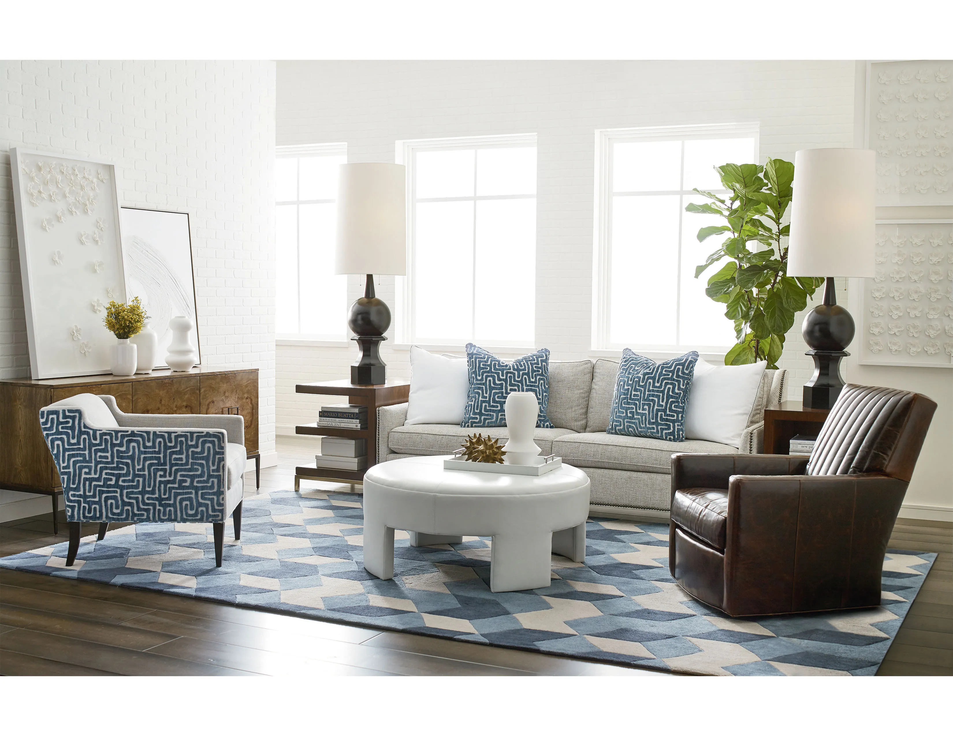 Jeremy 76" x 84" and 94" Sofa (+75 fabrics) 8 Jeremy 76" x 84" and 94" Sofa (+75 fabrics)