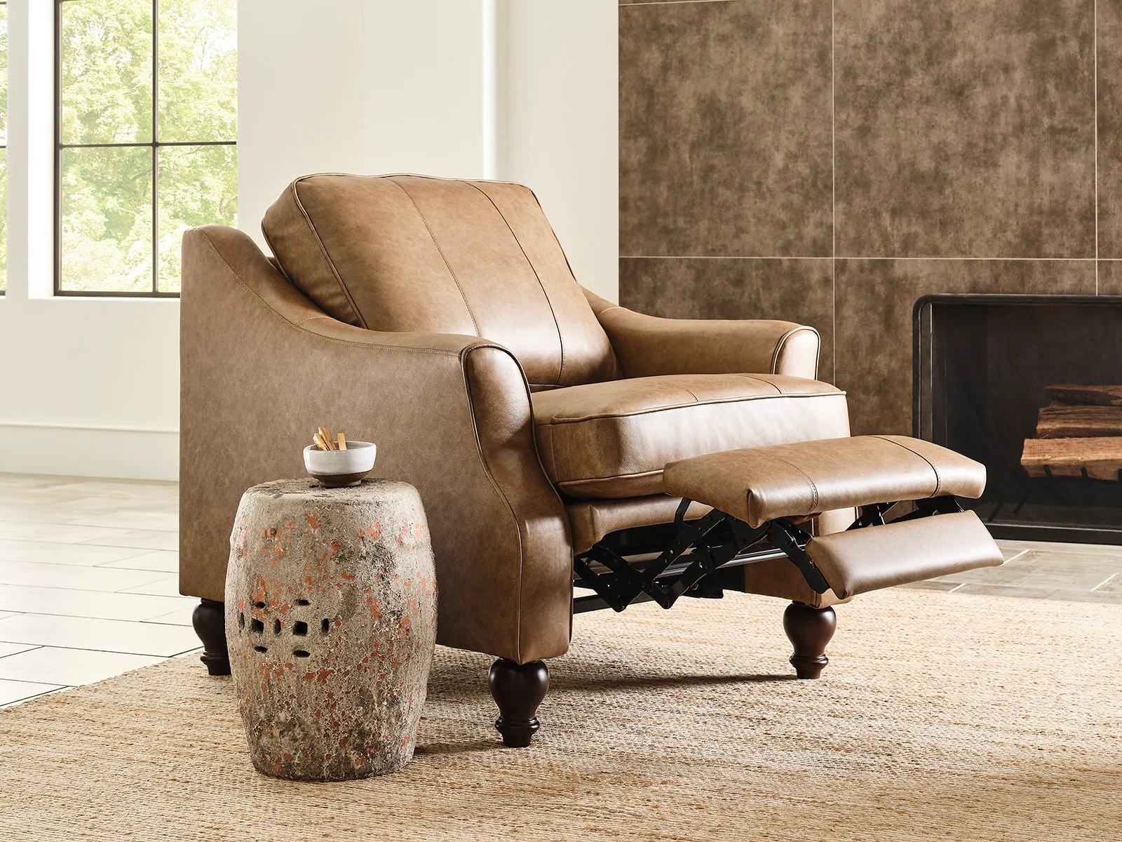 Adeline Leather Incliner Chair (+40 leathers) 8 Adeline Leather Incliner Chair (+40 leathers)