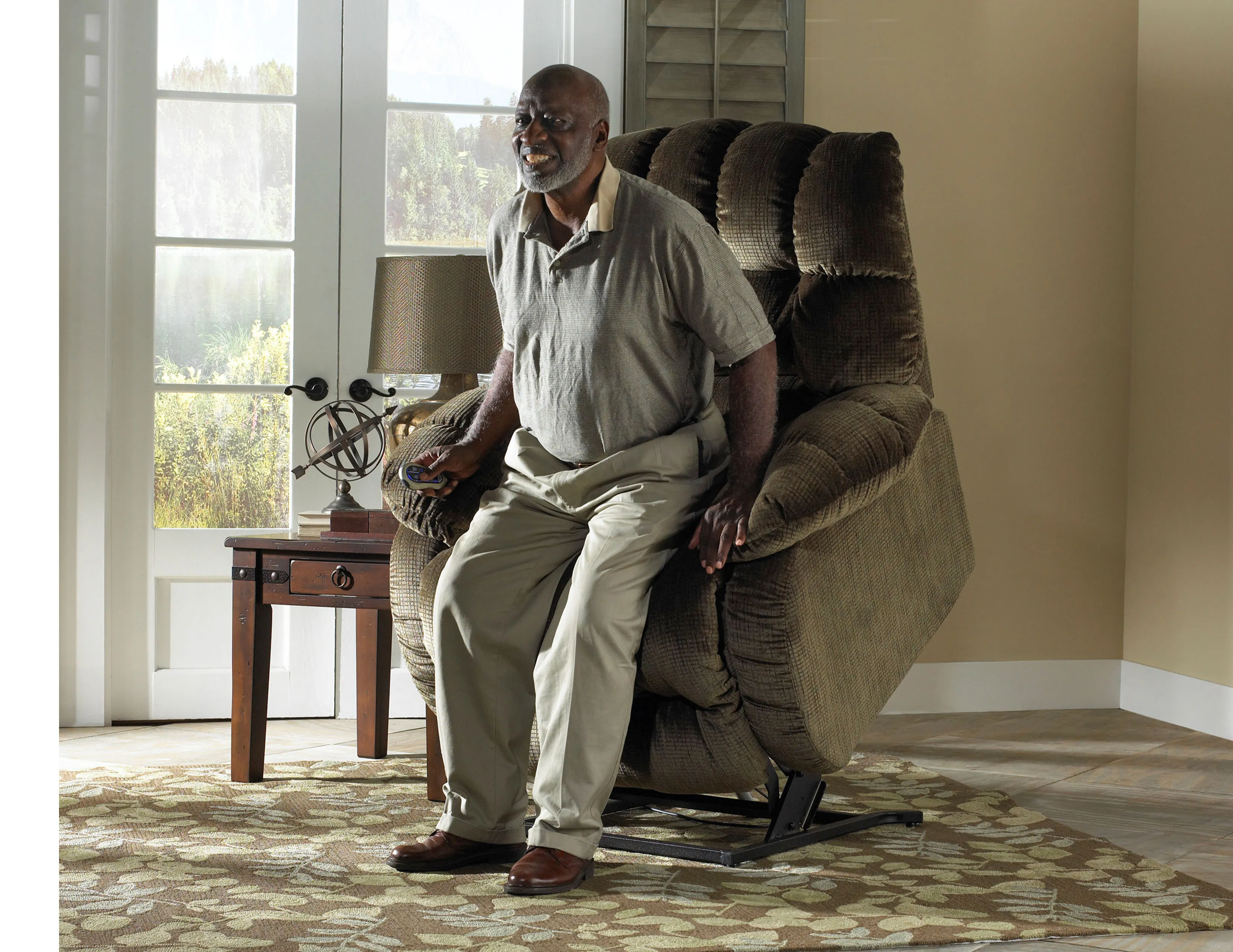 Roscoe (Smaller Scaled) Beast Big Man's Lift Recliner (+60 fabrics) 500 lbs 10 Roscoe (Smaller Scaled) Beast Big Man's Lift Recliner (+60 fabrics) 500 lbs