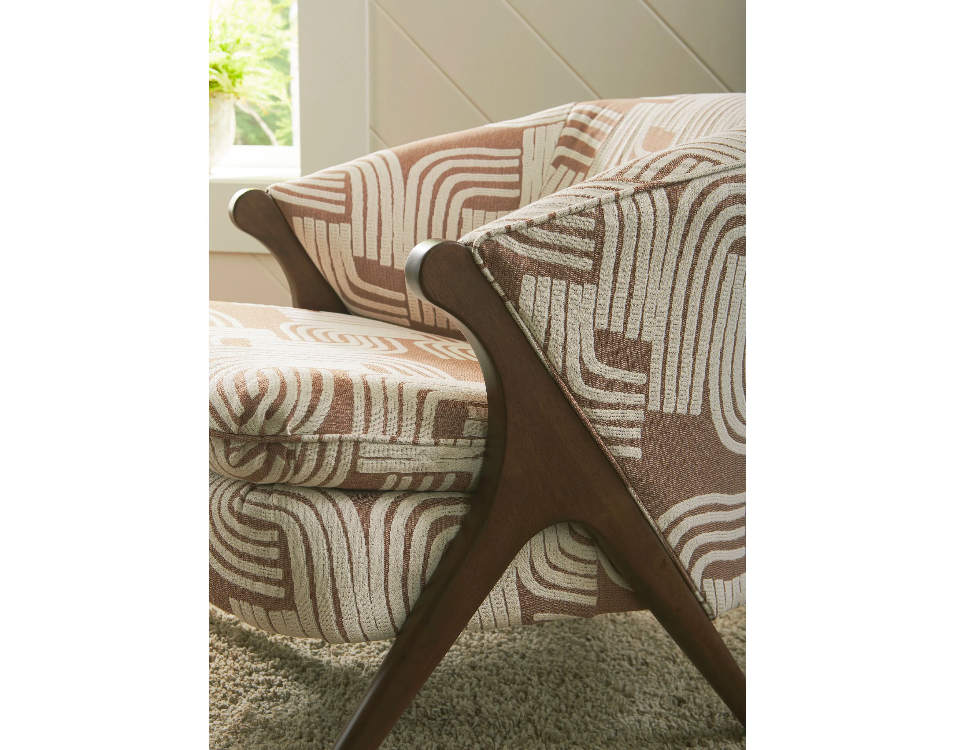 Tatiana Accent Chair (+200 fabrics) 7 Tatiana Accent Chair (+200 fabrics)