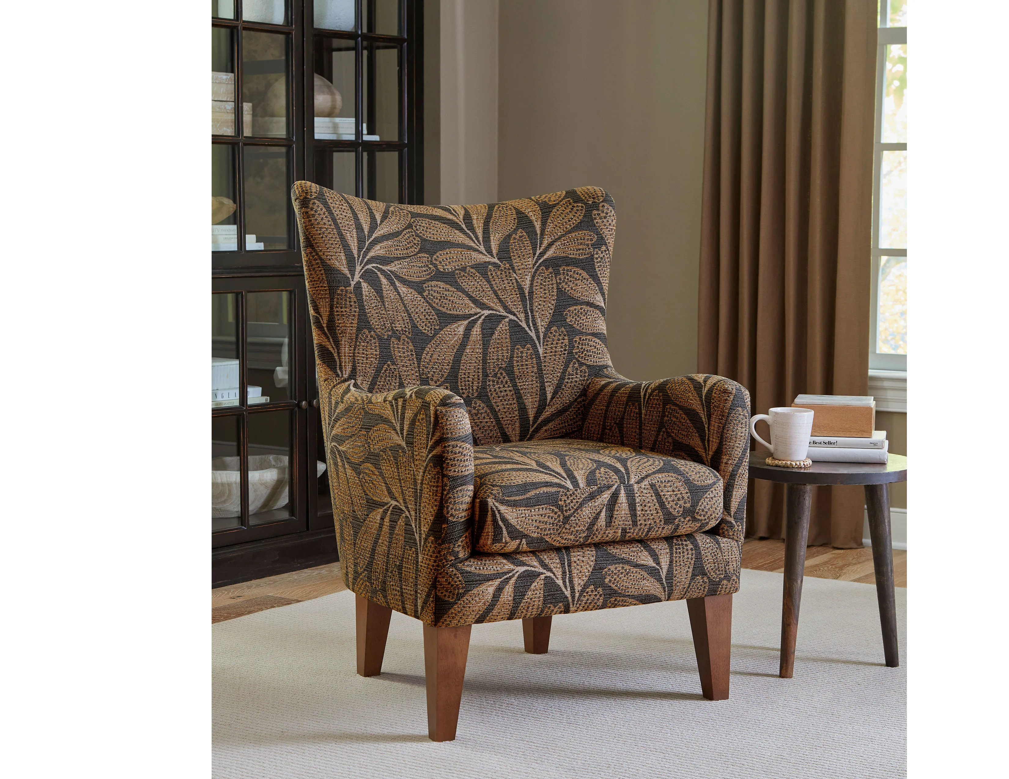 Novae Club Chair (+200 fabrics) 4 Novae Club Chair (+200 fabrics)
