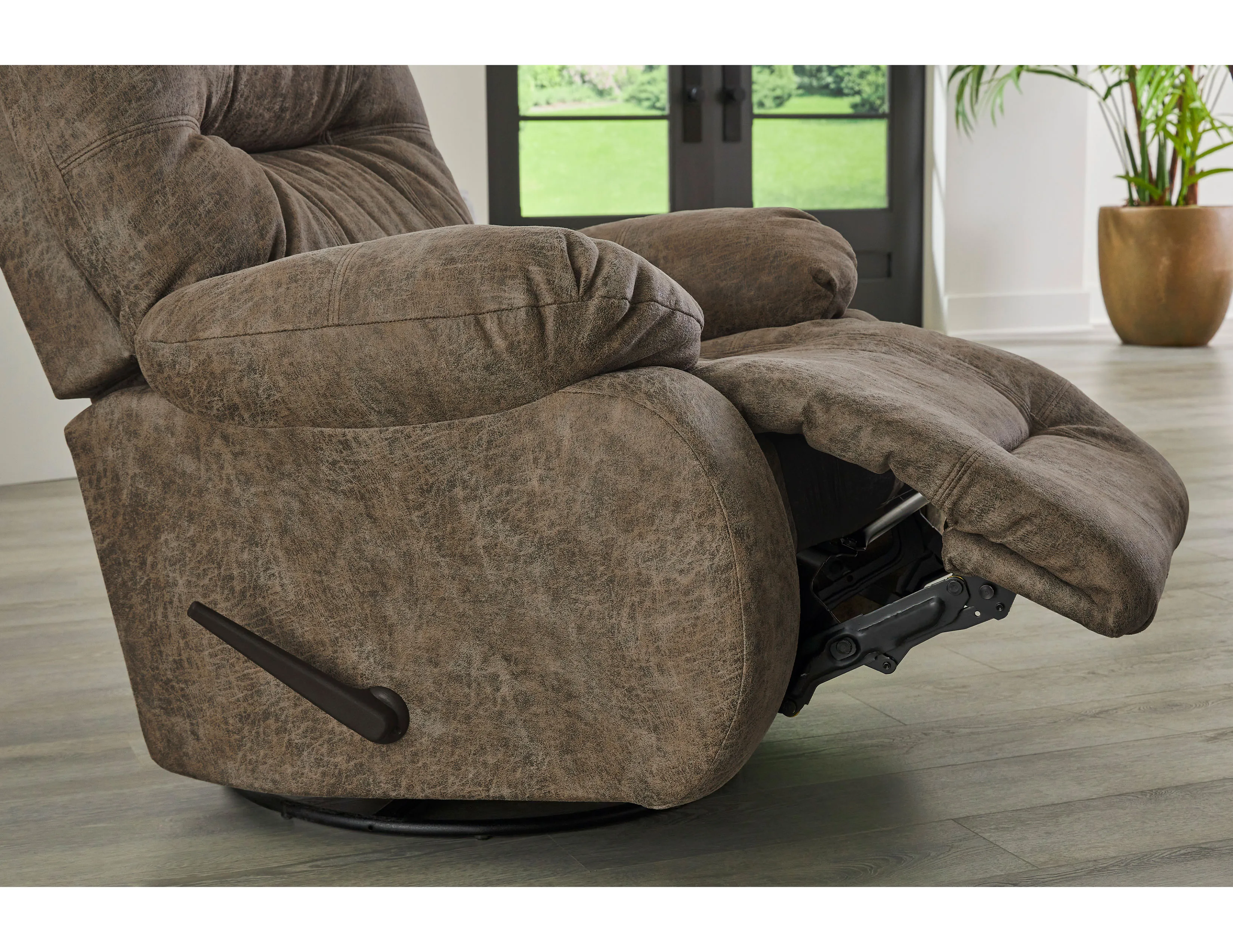 Brinley2 Recliner (+100 fabrics) 3 mechanisms 5 Brinley2 Recliner (+100 fabrics) 3 mechanisms