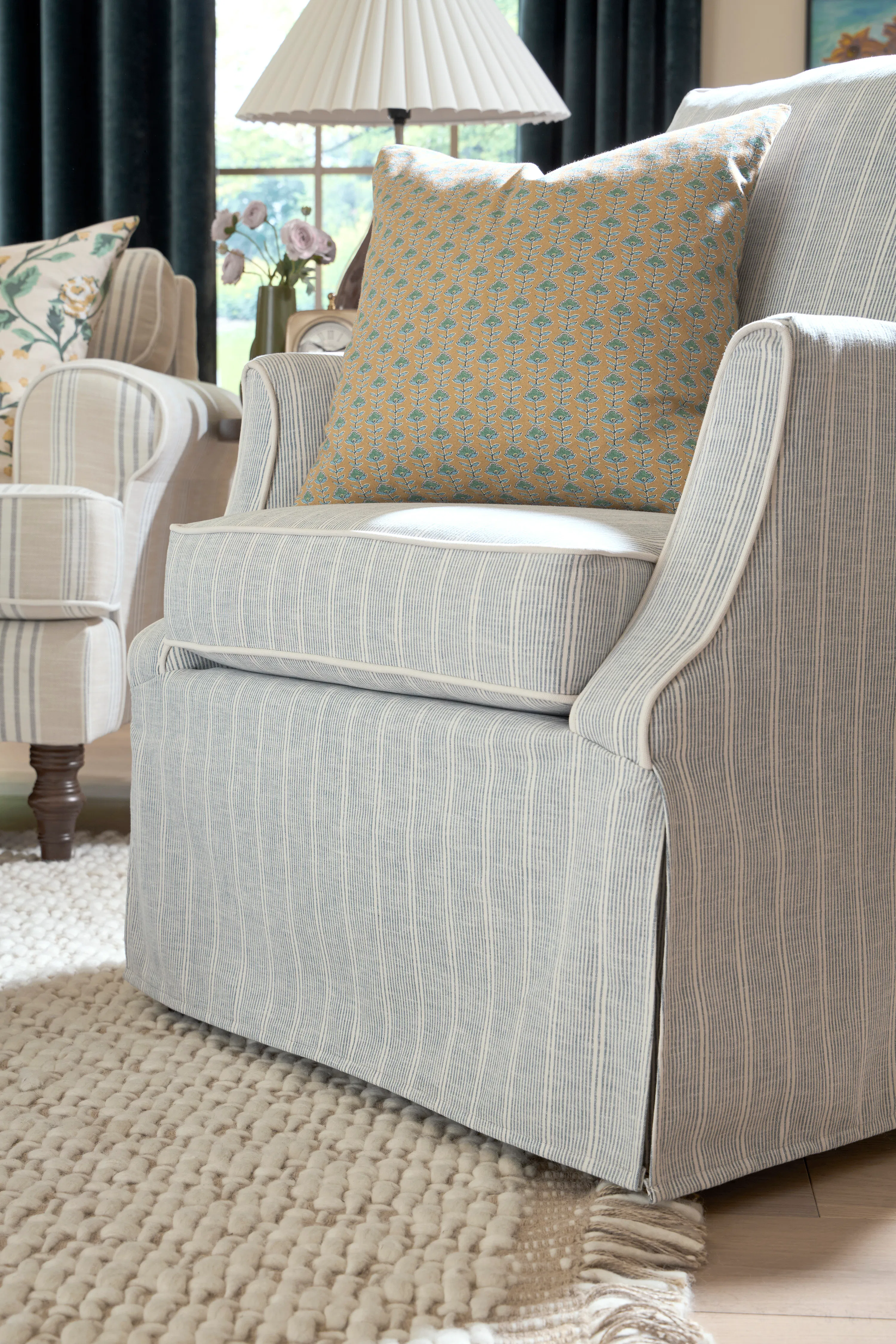 Erin & Ben Annie Accent Chair (+8 colors) 6 Erin & Ben Annie Accent Chair (+8 colors)