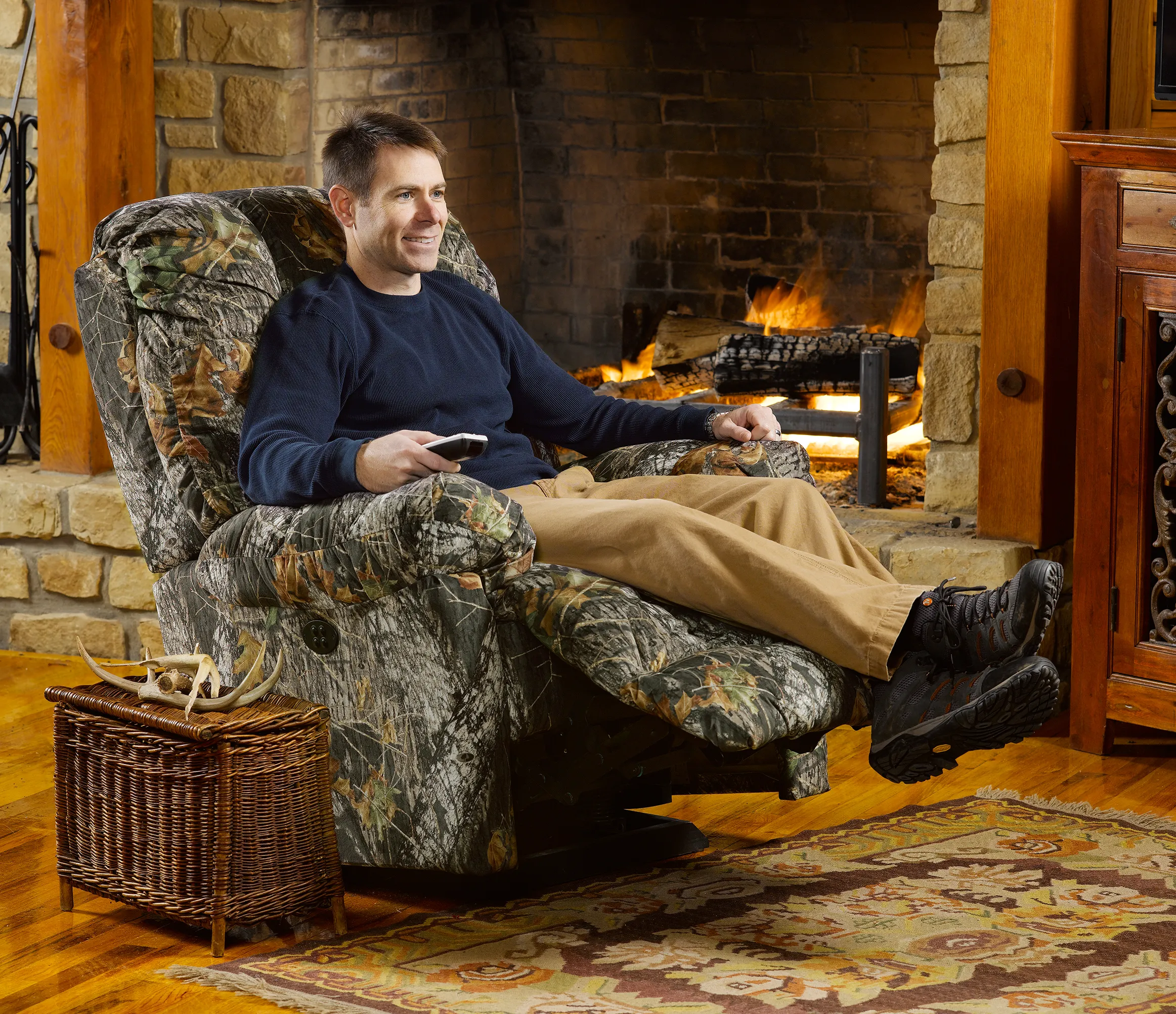 Mossy Oak New Break Up Camo Recliner (Power & Swivel Available) 5 Mossy Oak New Break Up Camo Recliner (Power & Swivel Available)