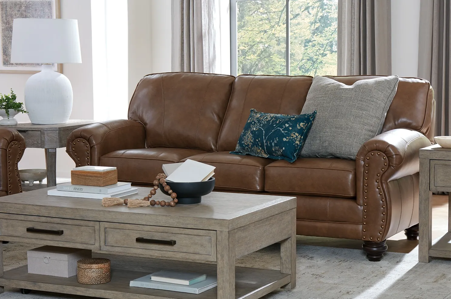 Noble Leather Chair (+3 colors) 12 Noble Leather Chair (+3 colors)