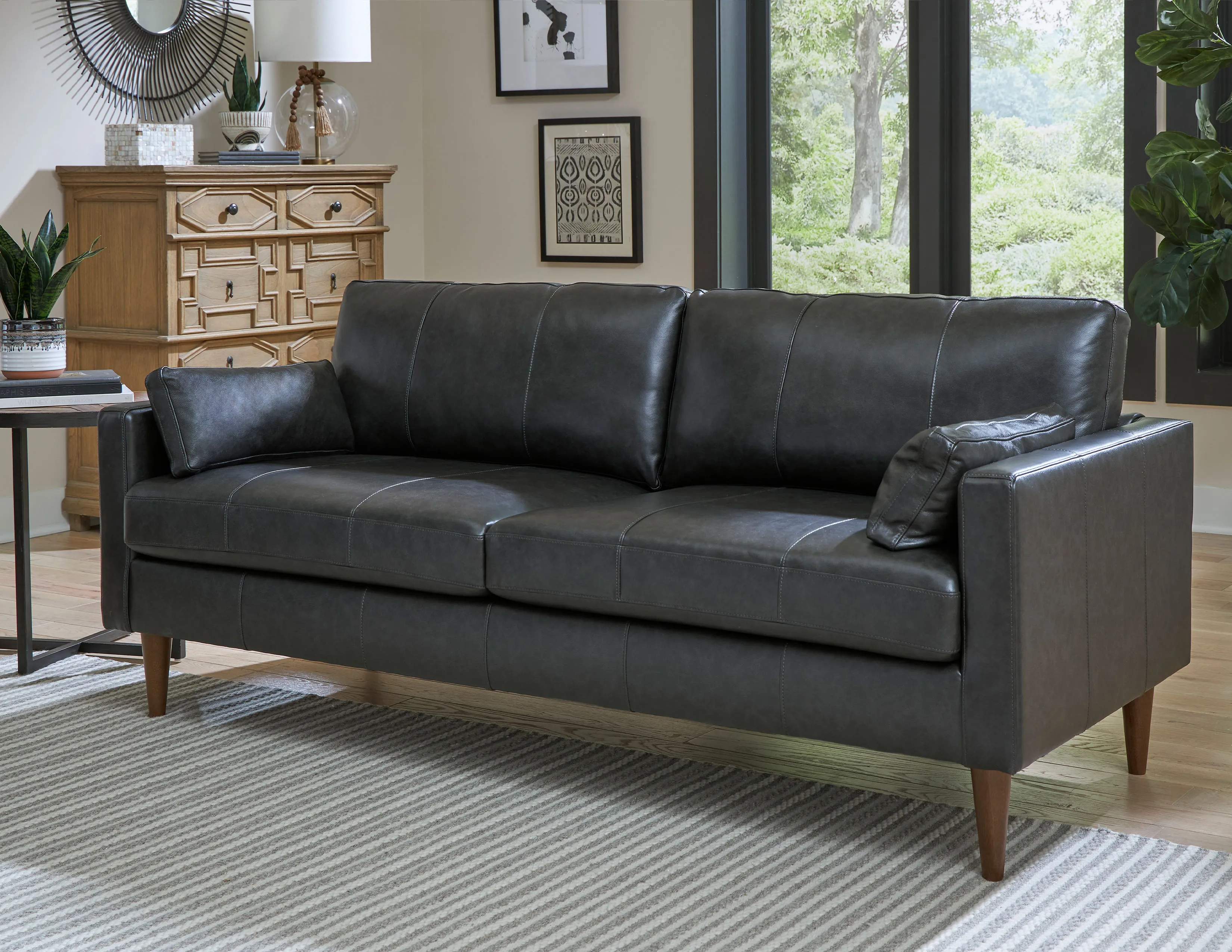 Trafton Leather Chair (+3 colors) 18 Trafton Leather Chair (+3 colors)