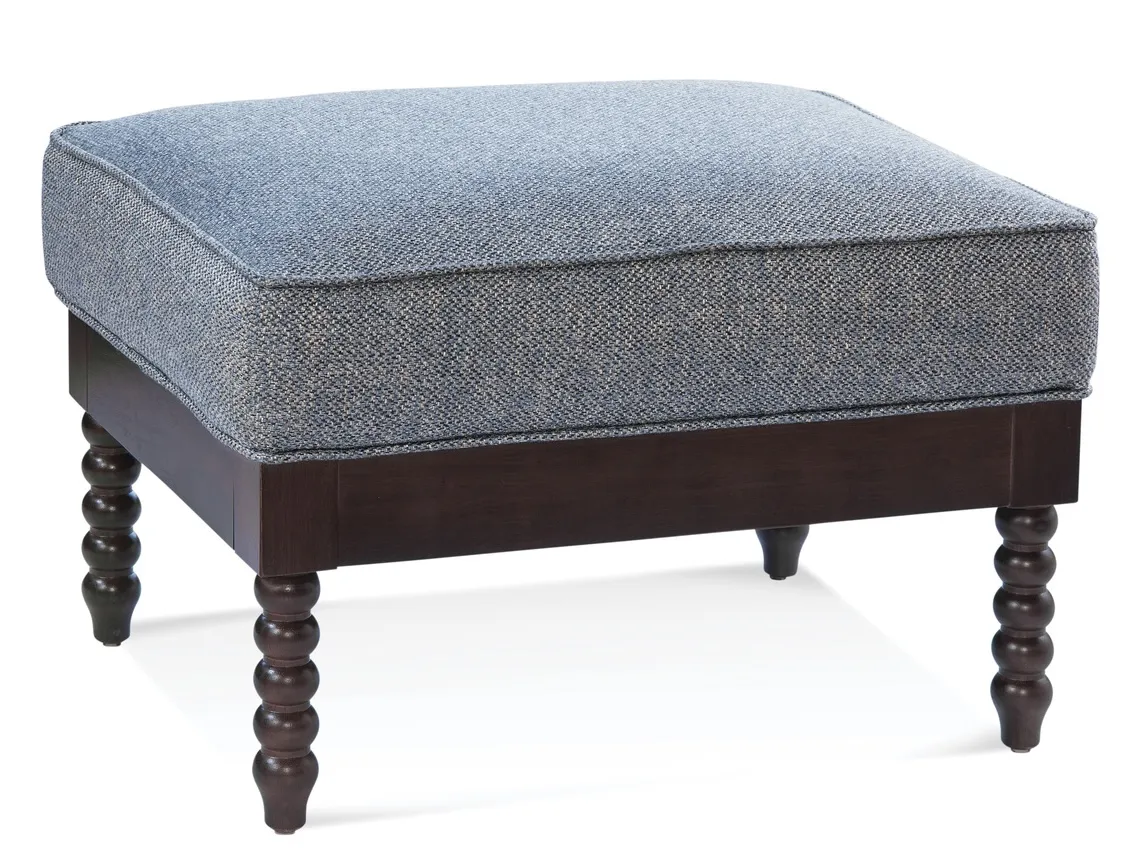 Lind Island Lounge Chair (+28 finishes +69 fabrics) 11 Lind Island Lounge Chair (+28 finishes +69 fabrics)