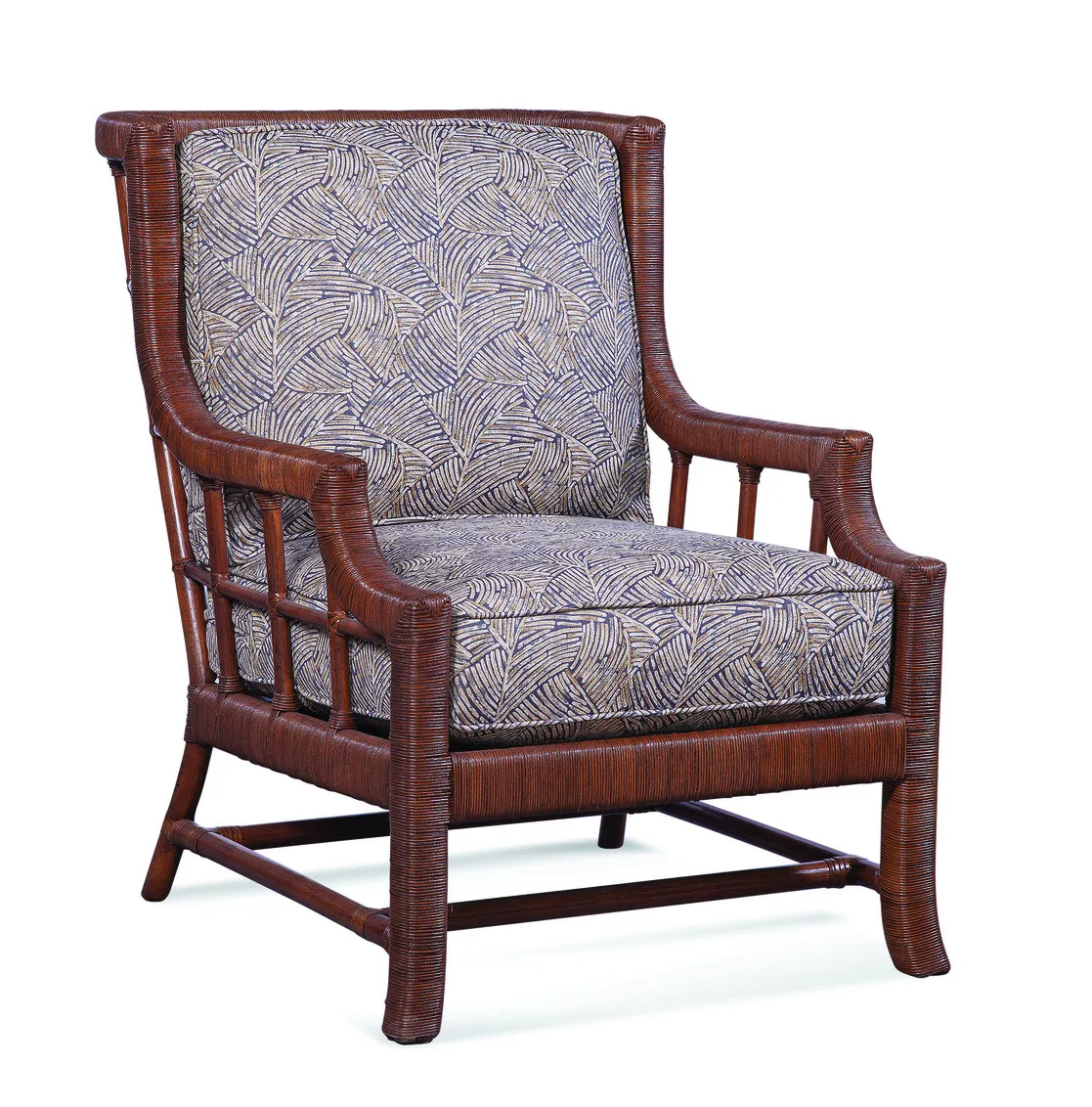 Lafayette Accent Chair (+28 finishes +65 fabrics) 21 Lafayette Accent Chair (+28 finishes +65 fabrics)