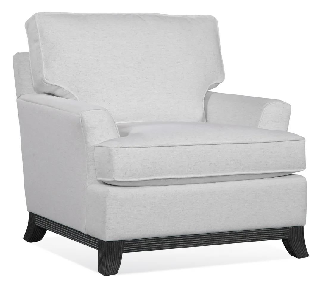 Oaks Way Accent Chair Green (+28 finishes +69 fabrics) 4 Oaks Way Accent Chair Green (+28 finishes +69 fabrics)