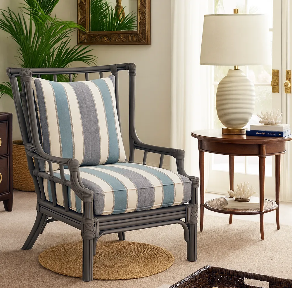 Seville Accent Chair (+28 finishes +69 fabrics) 12 Seville Accent Chair (+28 finishes +69 fabrics)