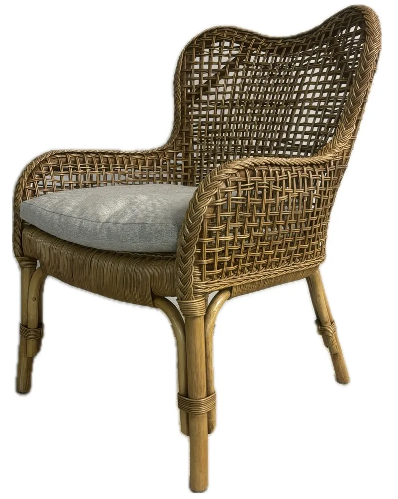 Sausalito Accent Chair (+28 finishes +69 fabrics) 7 Sausalito Accent Chair (+28 finishes +69 fabrics)