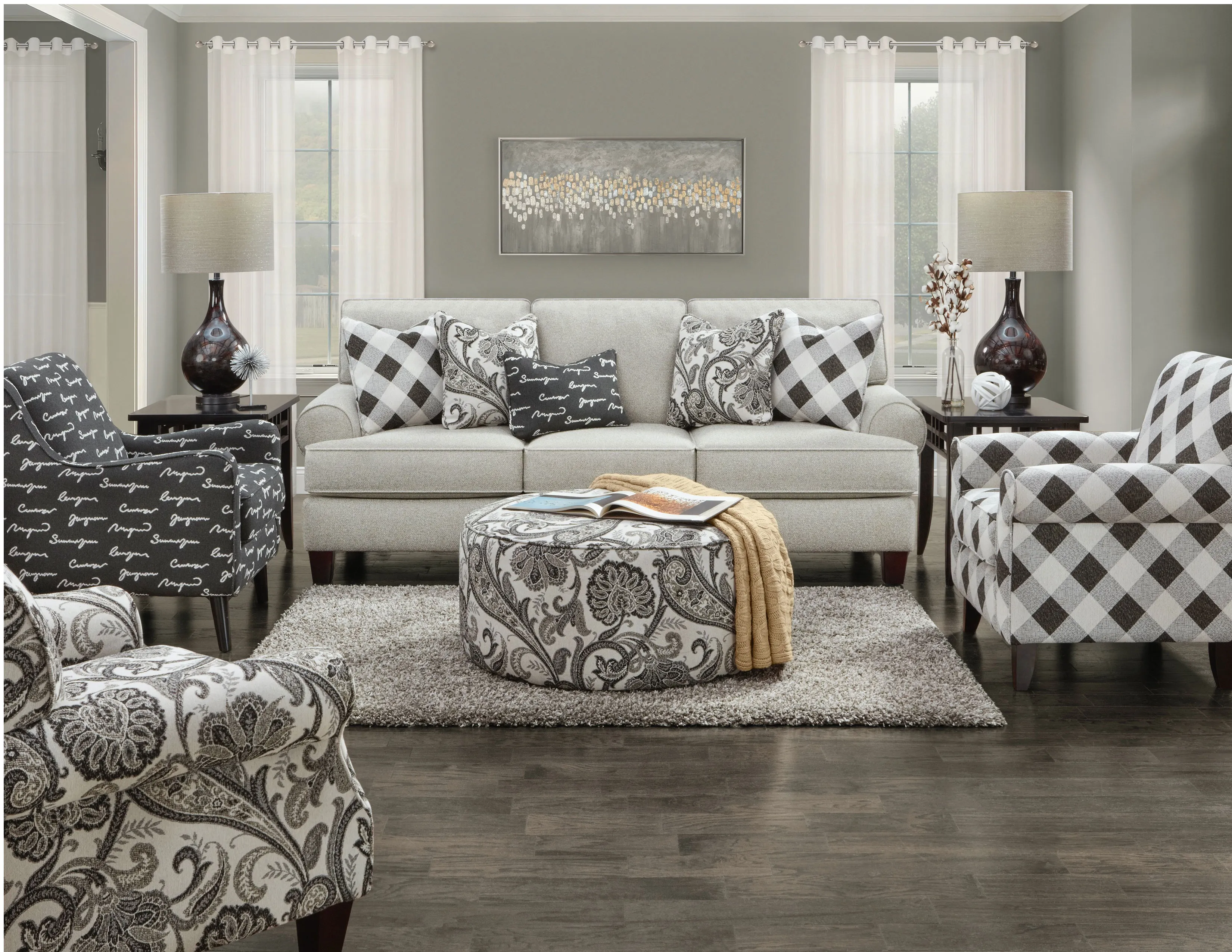 Shadowfax Dove Extra Wide Chair (With Pillows) 3 Shadowfax Dove Extra Wide Chair (With Pillows)
