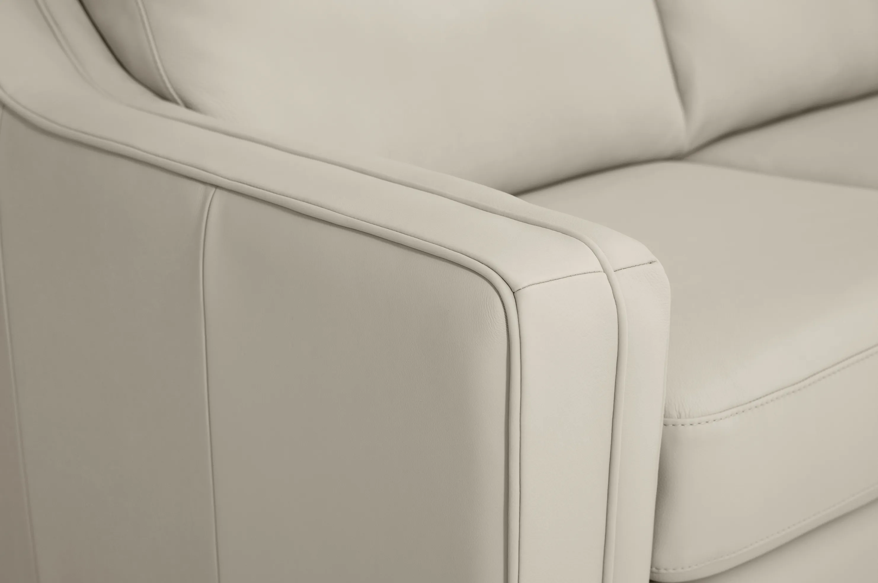 Corissa 77500 Sofa (91") +100 leathers 11 Corissa 77500 Sofa (91") +100 leathers
