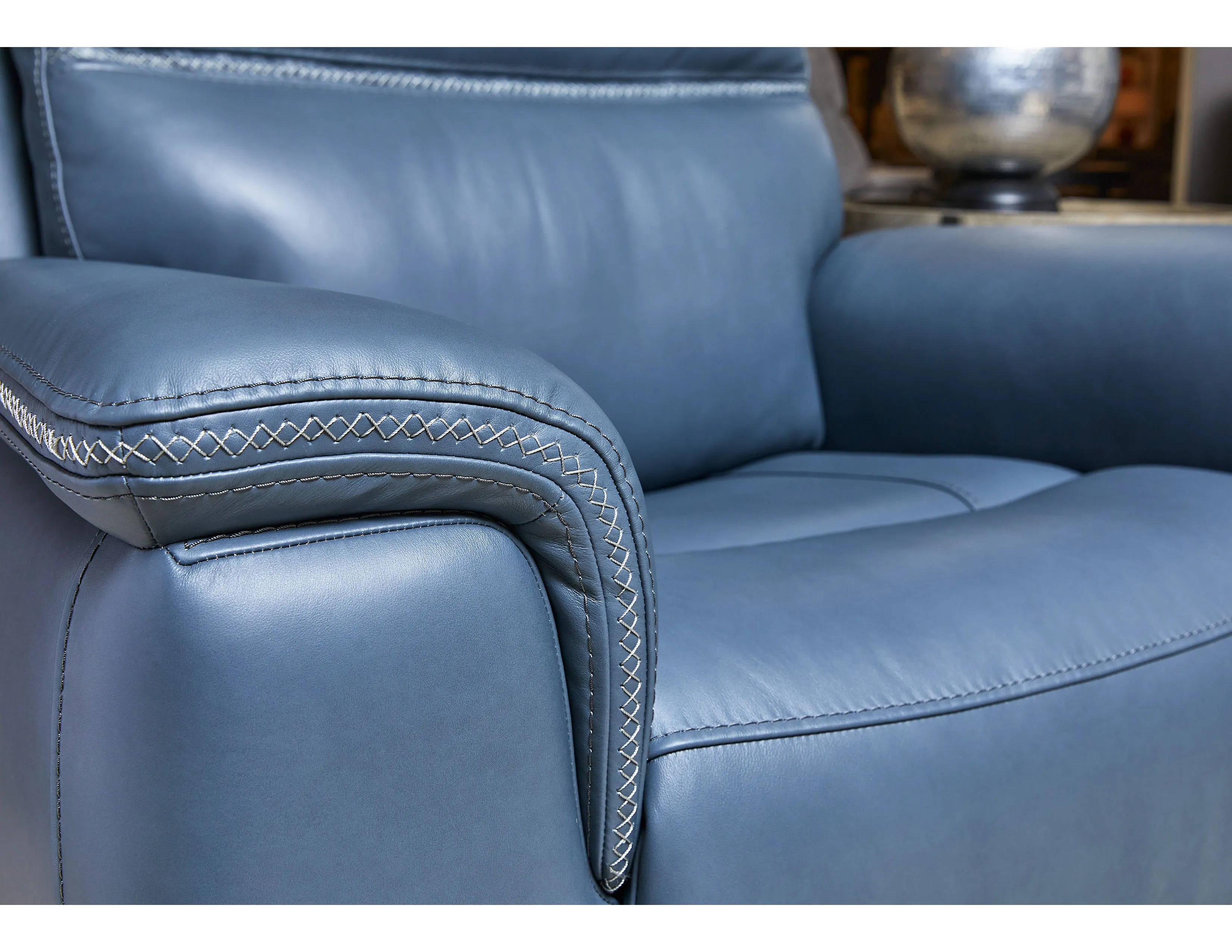 Sawyer Power Reclining Loveseat with Power Headrests and Lumbar (009-01) ZERO GRAVITY (in stock) 27 Sawyer Power Reclining Loveseat with Power Headrests and Lumbar (009-01) ZERO GRAVITY (in stock)
