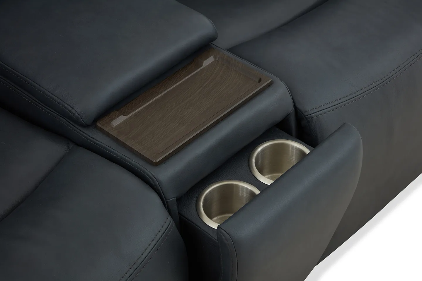 Warren 1848 Zero Gravity Triple Power Reclining Console Loveseat 77" (two colors) 5 Warren 1848 Zero Gravity Triple Power Reclining Console Loveseat 77" (two colors)
