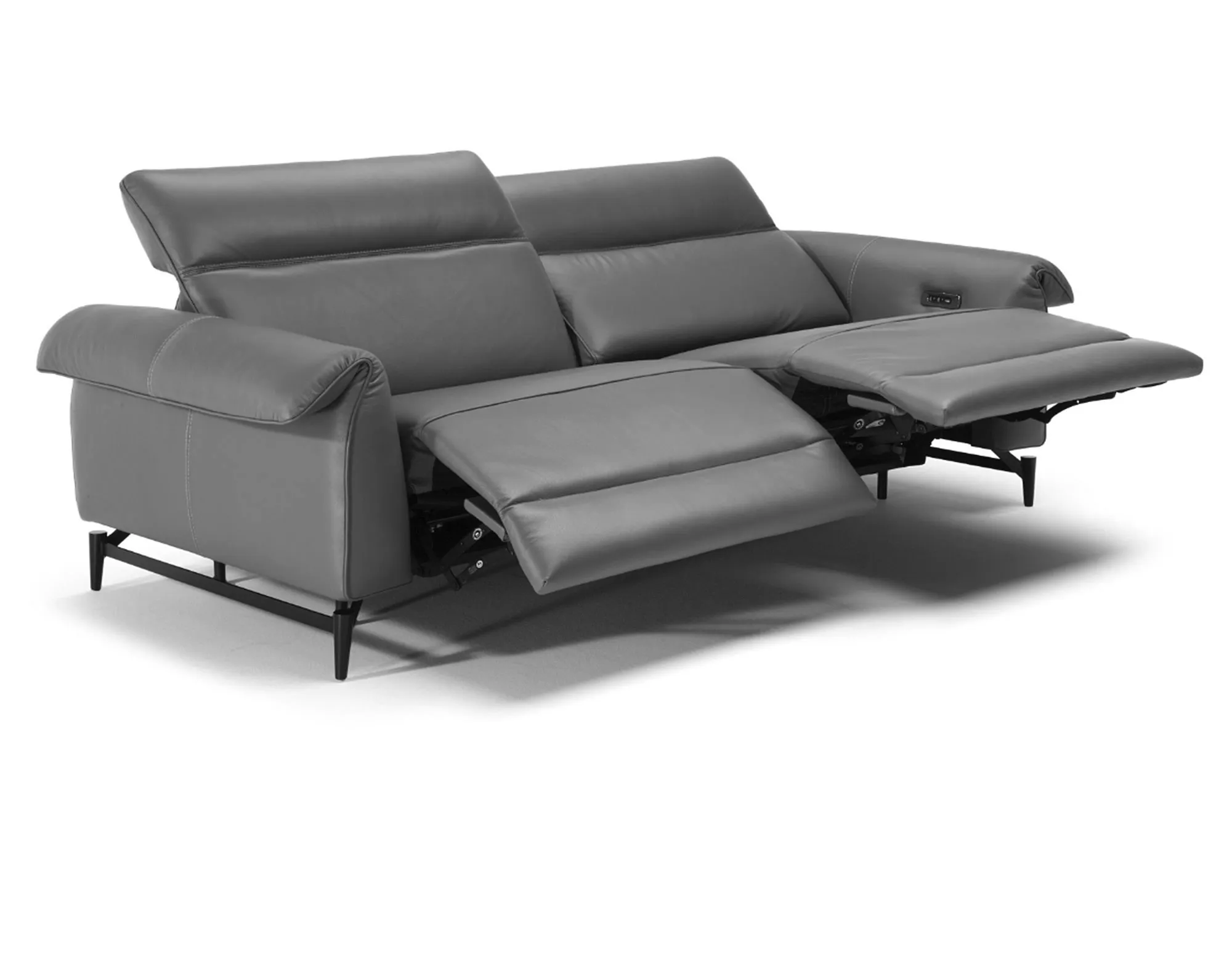 Leggiadro C143 Power Reclining Sofa (81" or 93") +40 fabrics 4 Leggiadro C143 Power Reclining Sofa (81" or 93") +40 fabrics