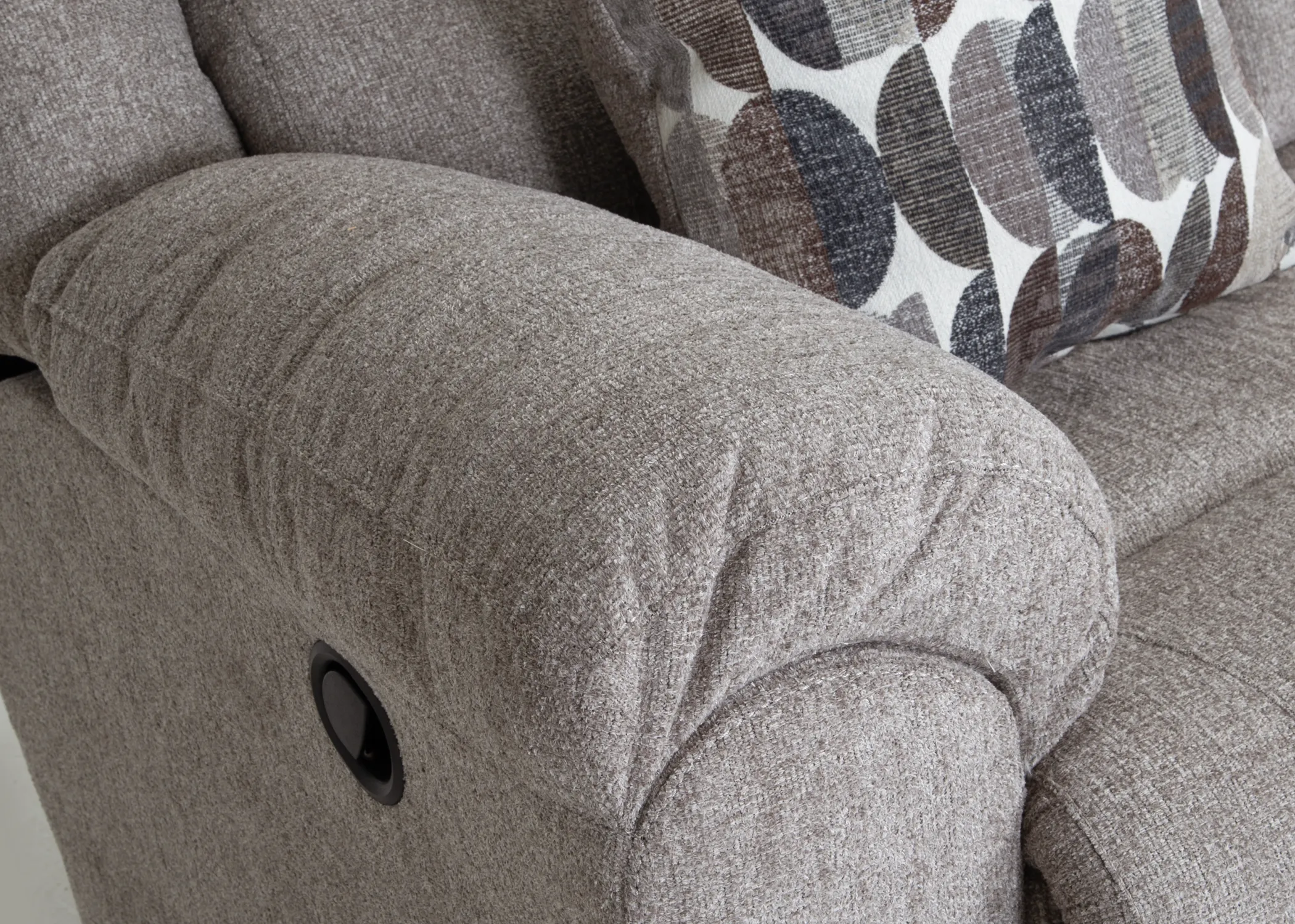 Keaton 90" Reclining Sofa (Plush Comfort. Relaxed Style. Made for Everyday Living) 22 Keaton 90" Reclining Sofa (Plush Comfort. Relaxed Style. Made for Everyday Living)