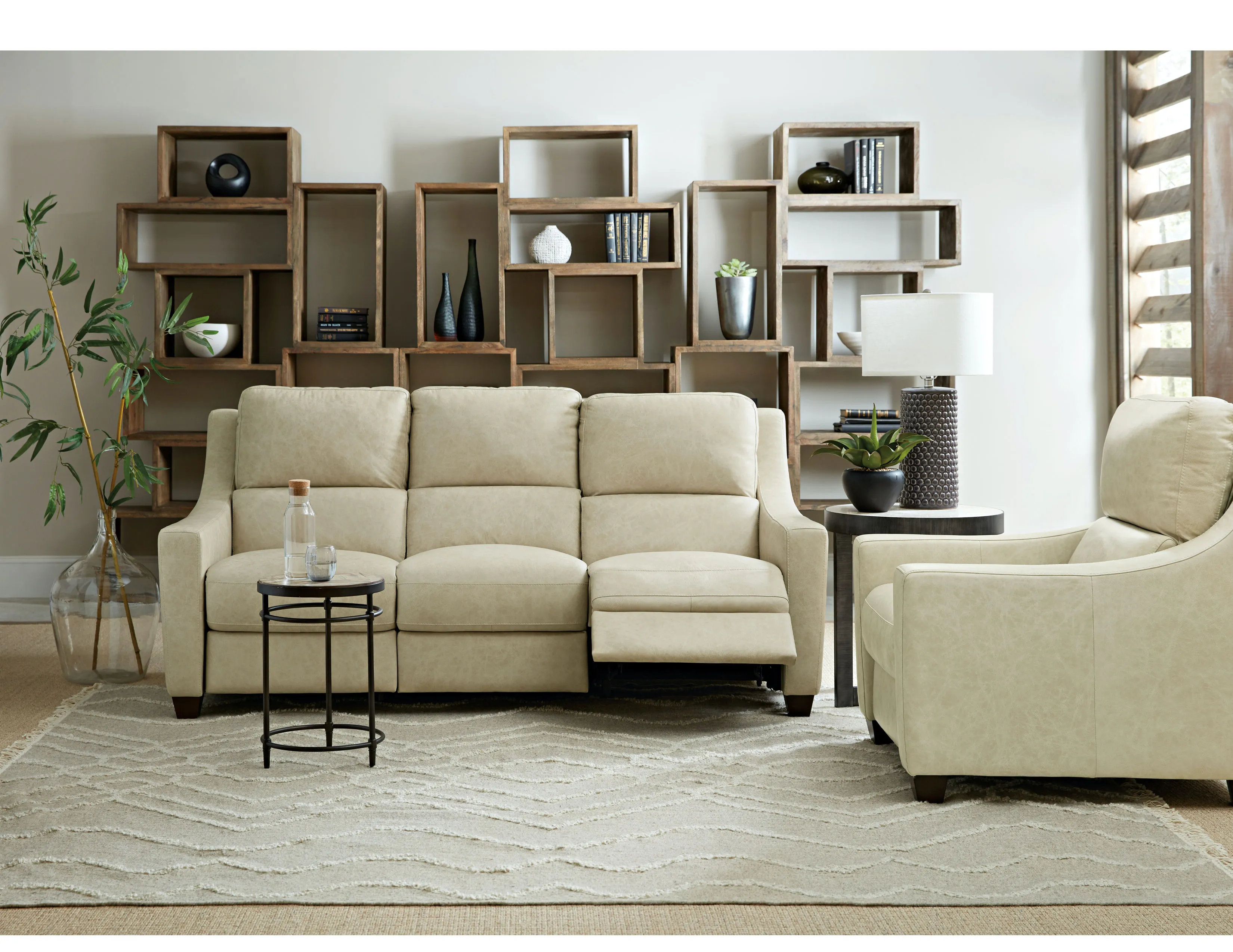 Monti Leather Power Headrest Power Reclining Sofa 5 Monti Leather Power Headrest Power Reclining Sofa