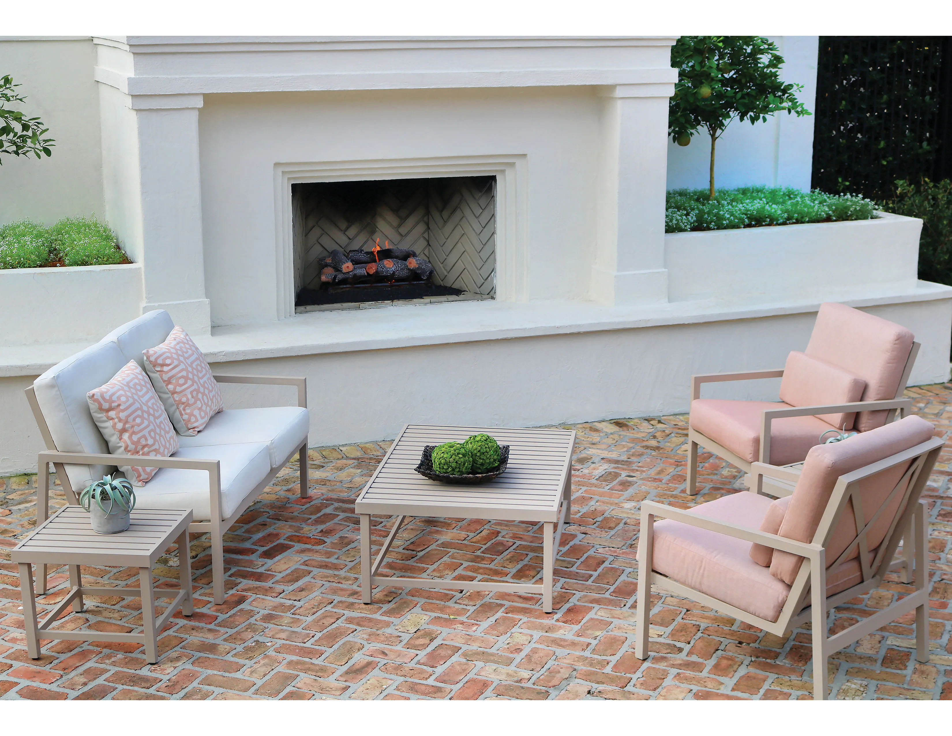 Cypress Cushion Lounge Chair (110 fabrics - 8 metal finishes) 8 Cypress Cushion Lounge Chair (110 fabrics - 8 metal finishes)