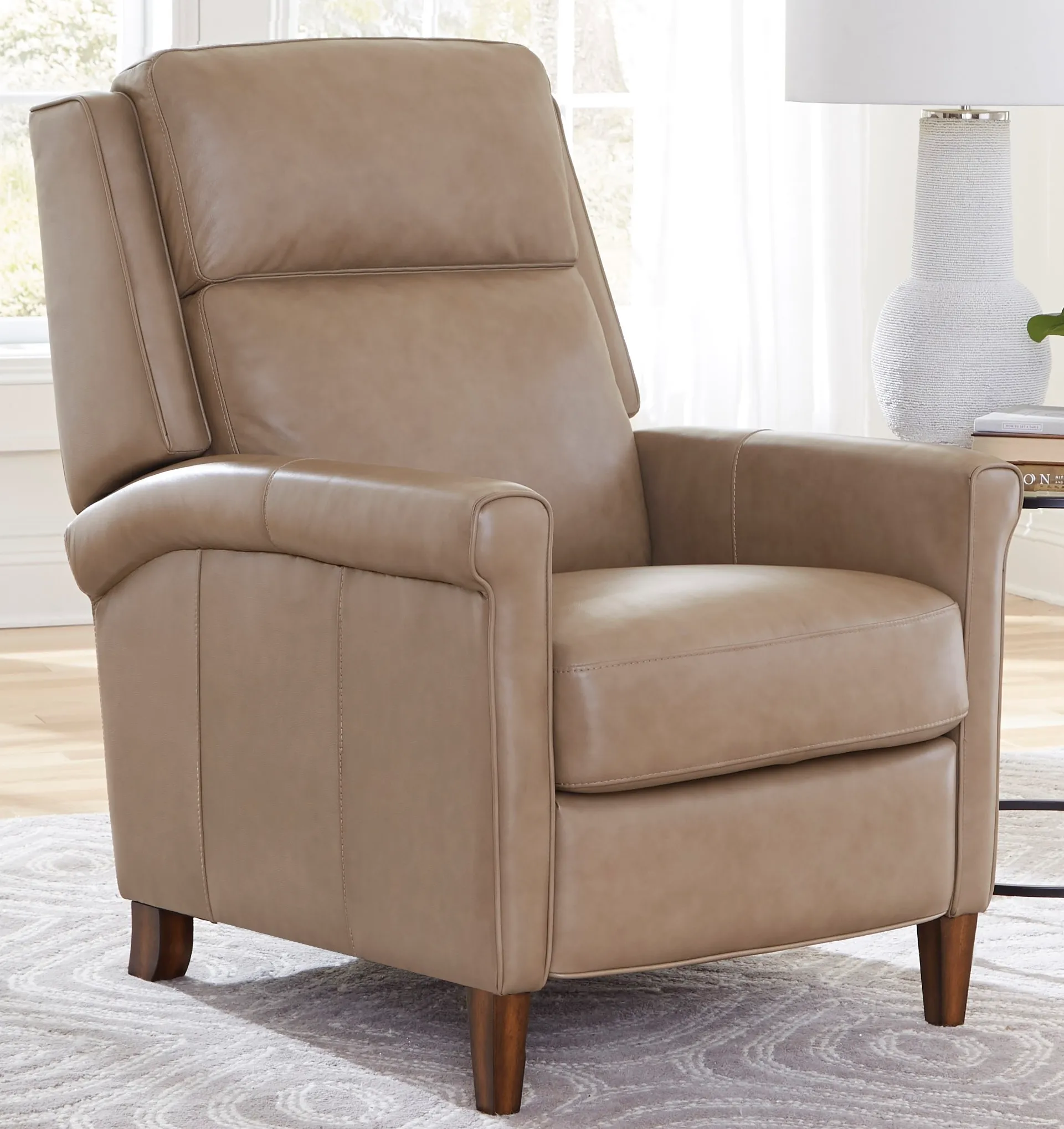 Northfield Pushback Leather Recliner (In stock - Fast Shipping) 1 Northfield Pushback Leather Recliner (In stock - Fast Shipping)