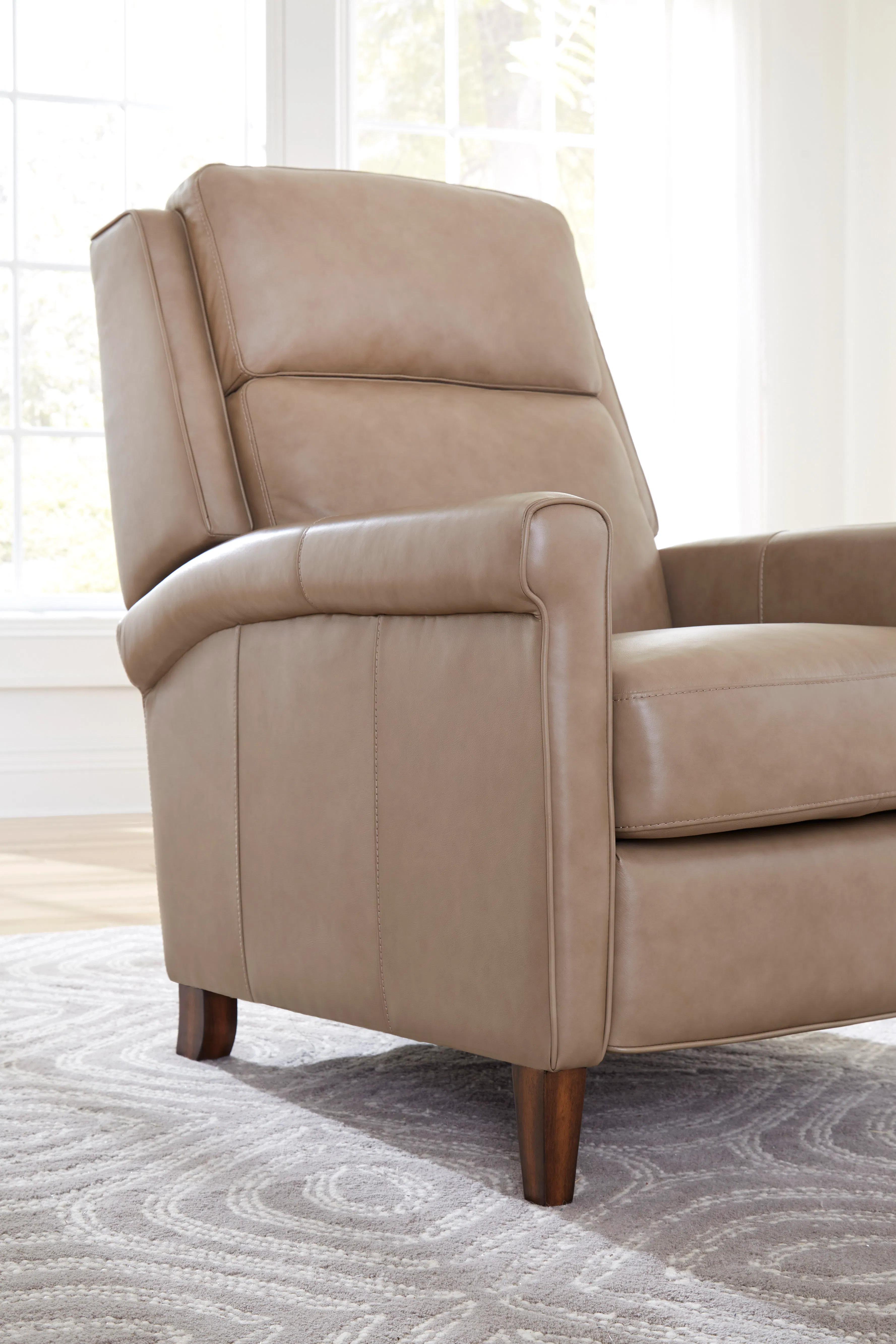 Northfield Pushback Leather Recliner (In stock - Fast Shipping) 3 Northfield Pushback Leather Recliner (In stock - Fast Shipping)