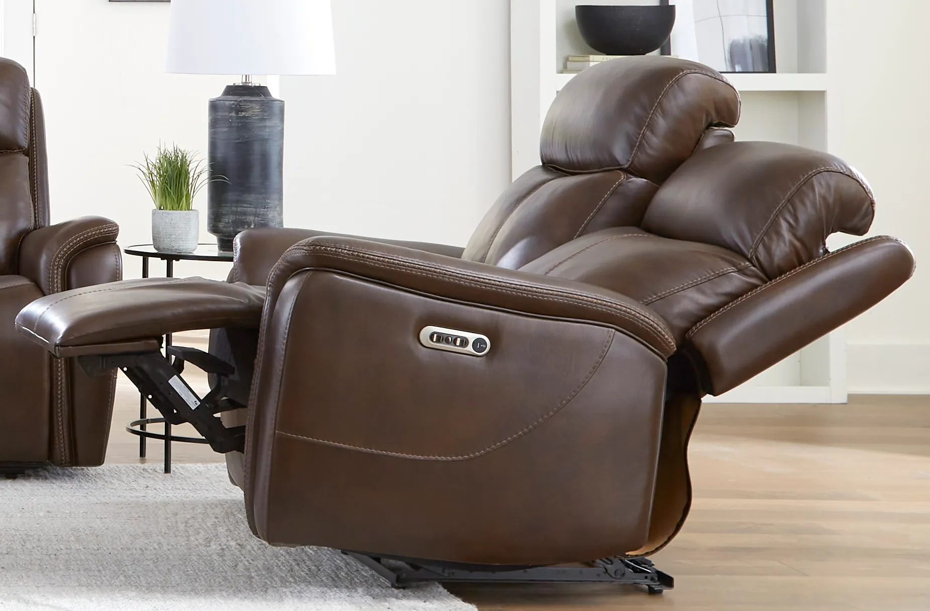 Cascade Power Headrest Power Leather Recliner Auburn (In stock - Fast Shipping) 11 Cascade Power Headrest Power Leather Recliner Auburn (In stock - Fast Shipping)