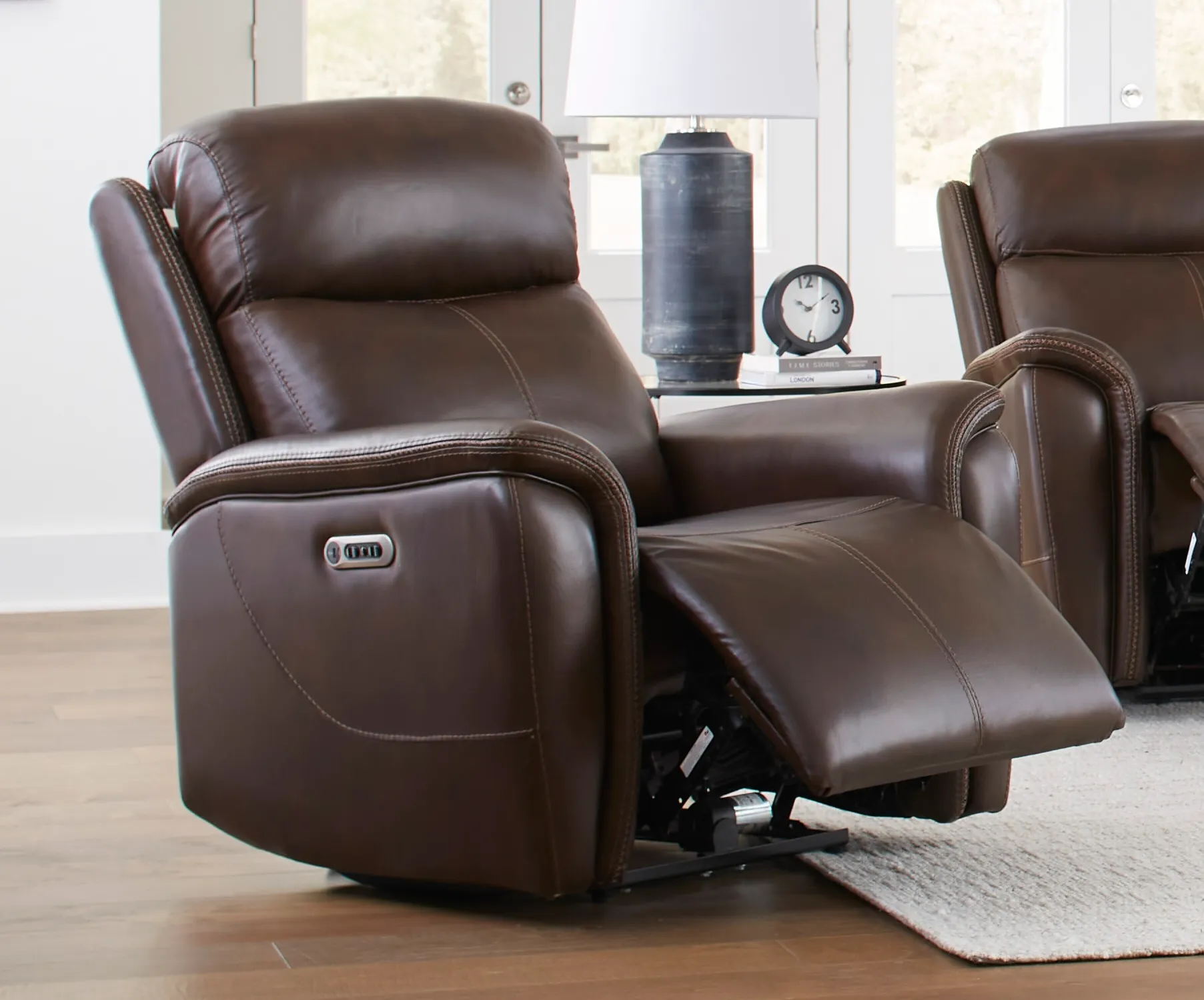 Cascade Power Headrest Power Leather Recliner Auburn (In stock - Fast Shipping) 2 Cascade Power Headrest Power Leather Recliner Auburn (In stock - Fast Shipping)
