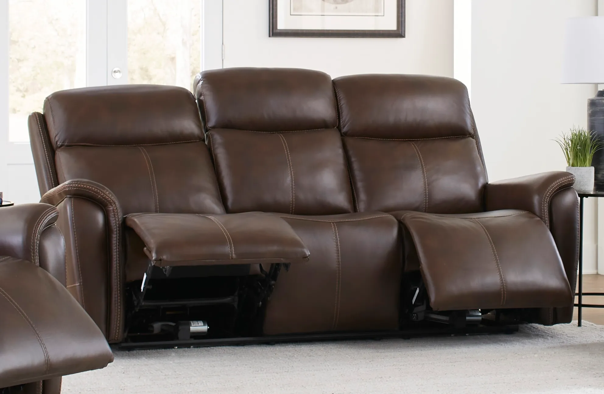 Cascade Power Headrest Power Leather Recliner Auburn (In stock - Fast Shipping) 7 Cascade Power Headrest Power Leather Recliner Auburn (In stock - Fast Shipping)