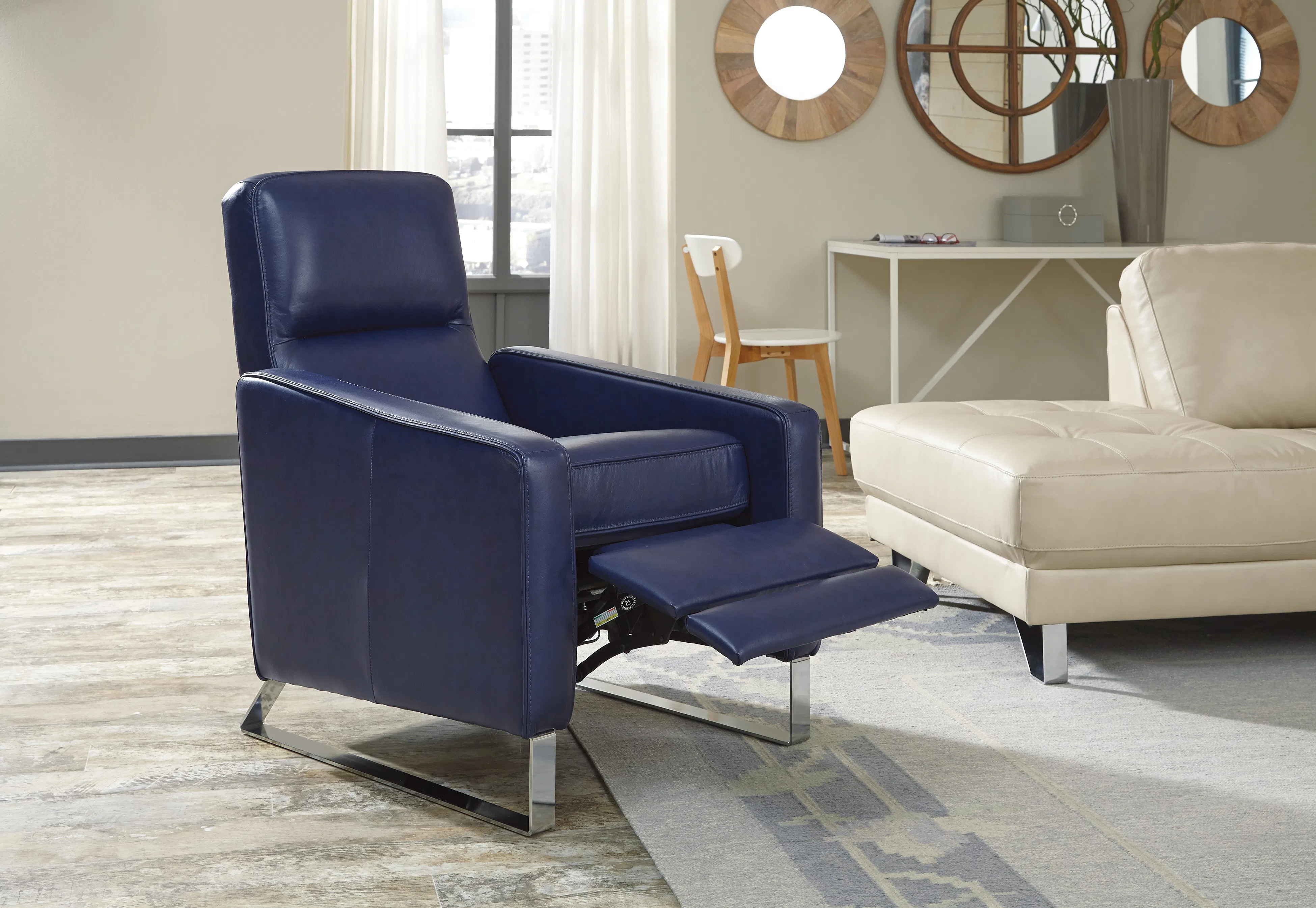 Morten Pressback Recliner 4 Morten Pressback Recliner