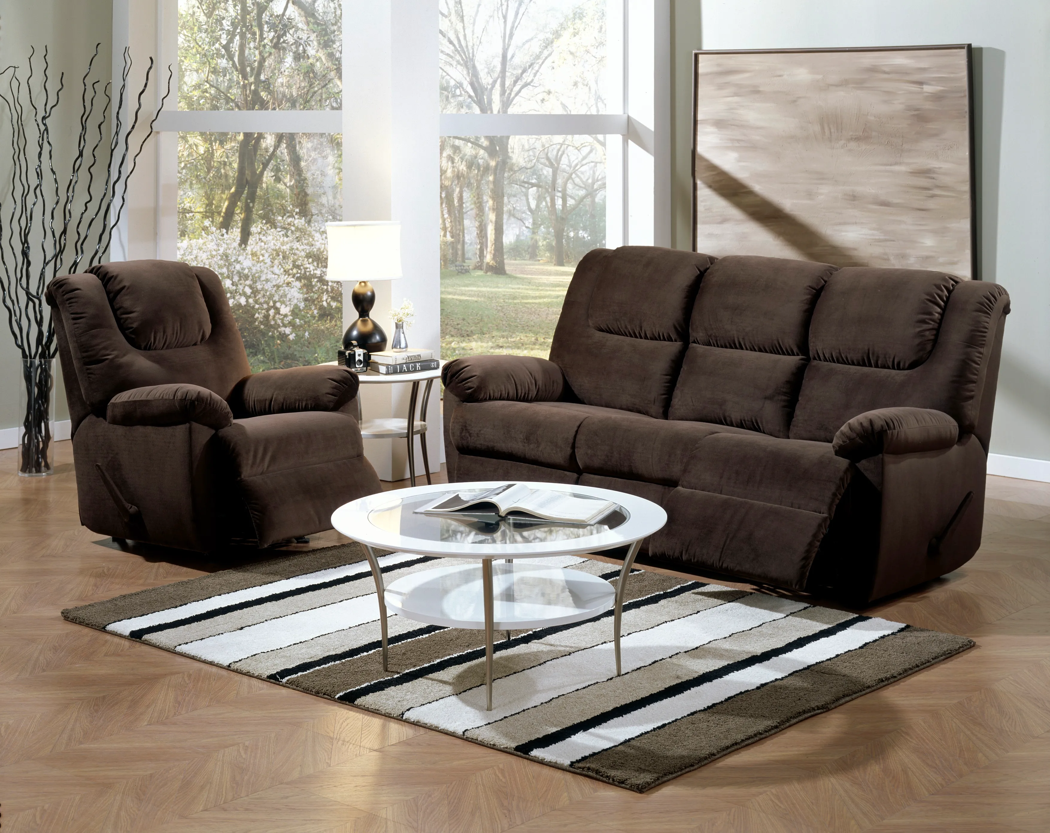 Tundra Wallhugger Recliner 3 Tundra Wallhugger Recliner