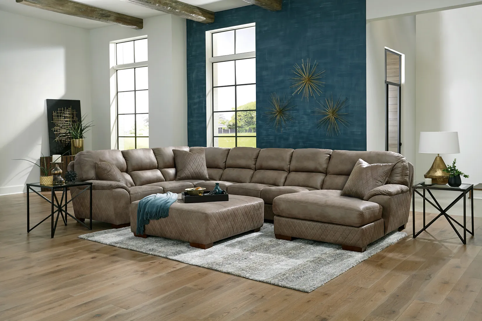 Royce 4043 Modular Sectional (Includes pillows) 4 Royce 4043 Modular Sectional (Includes pillows)