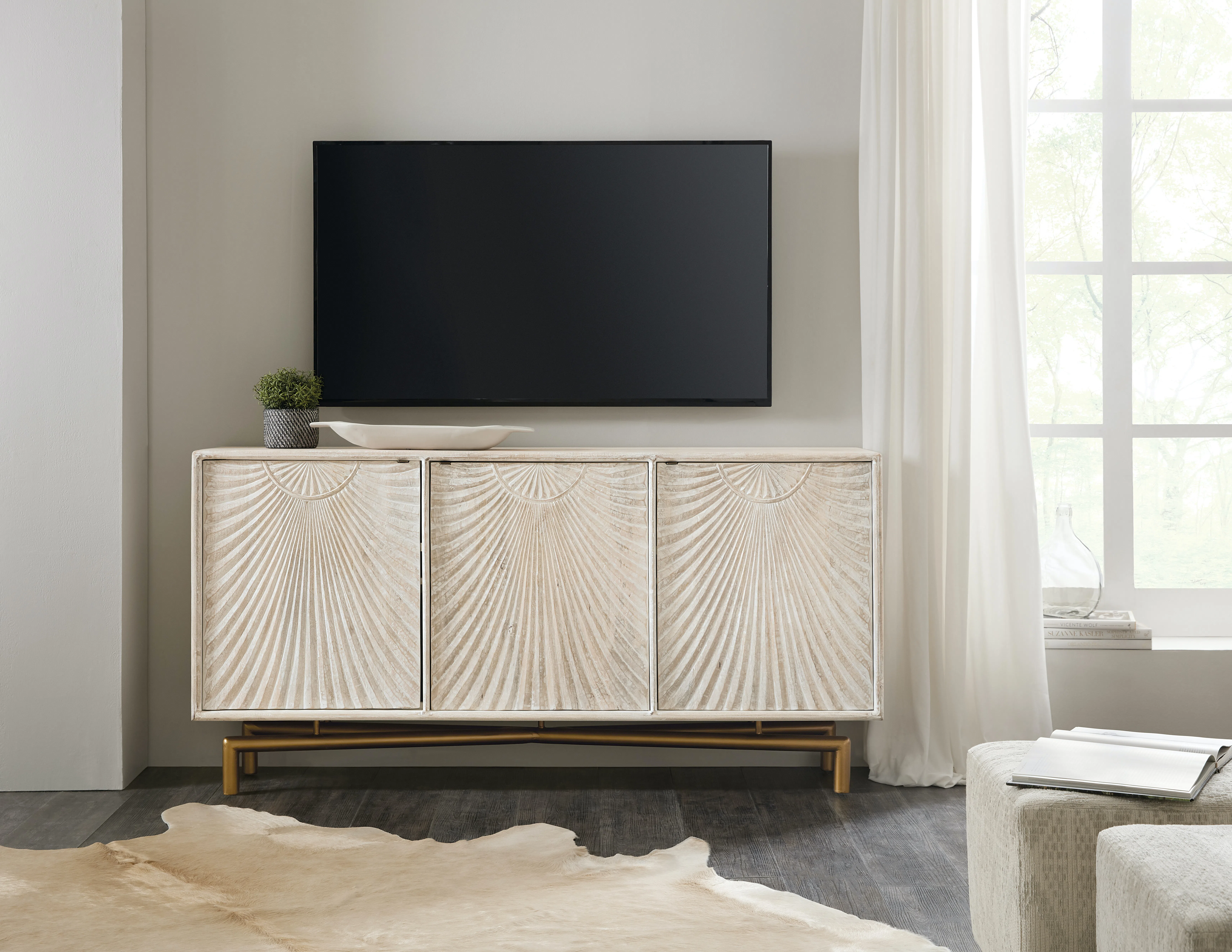 Entertainment Console 4 Entertainment Console