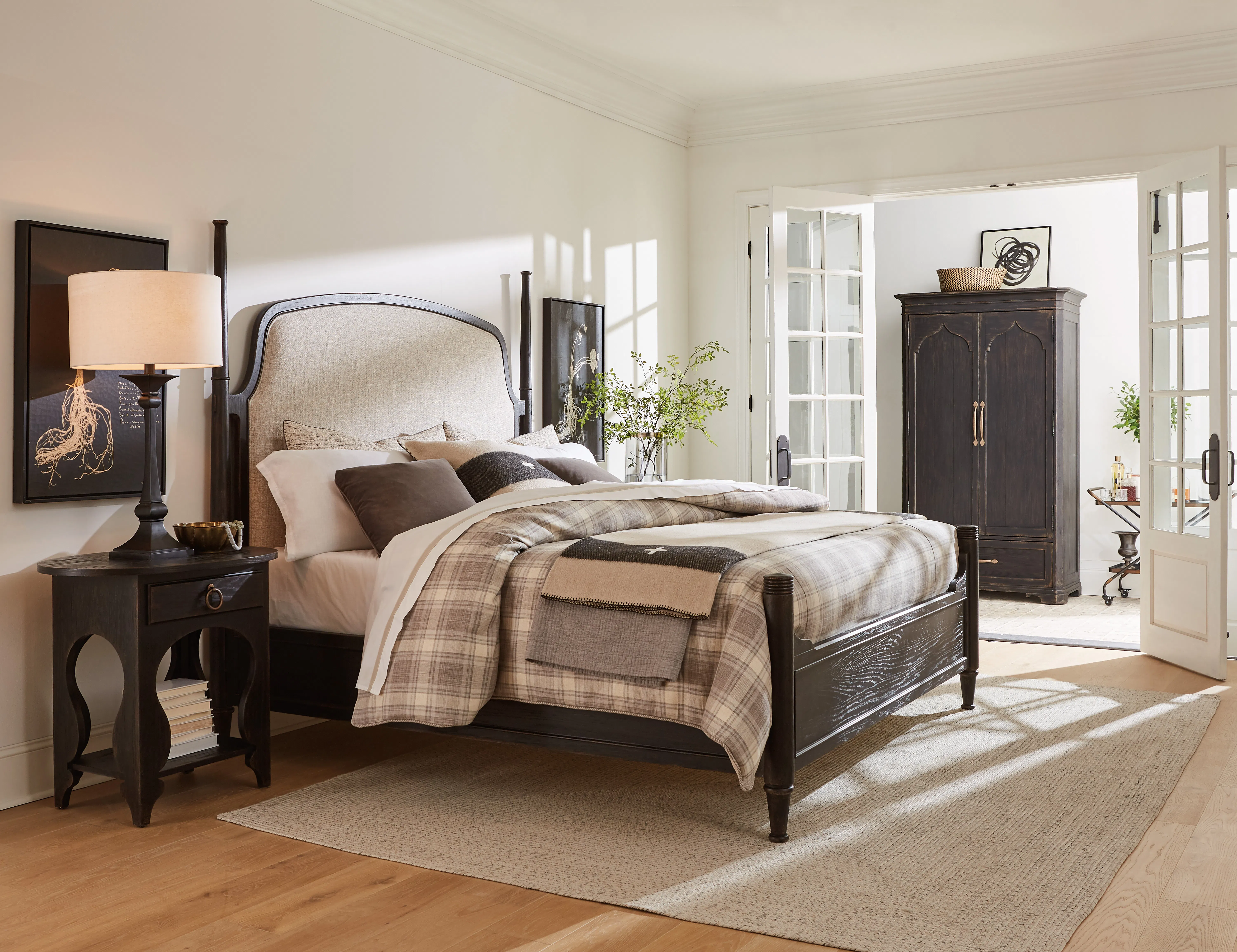 Americana One-Drawer Oval Nightstand (molasses finish) 7050-90115-89 6 Americana One-Drawer Oval Nightstand (molasses finish) 7050-90115-89