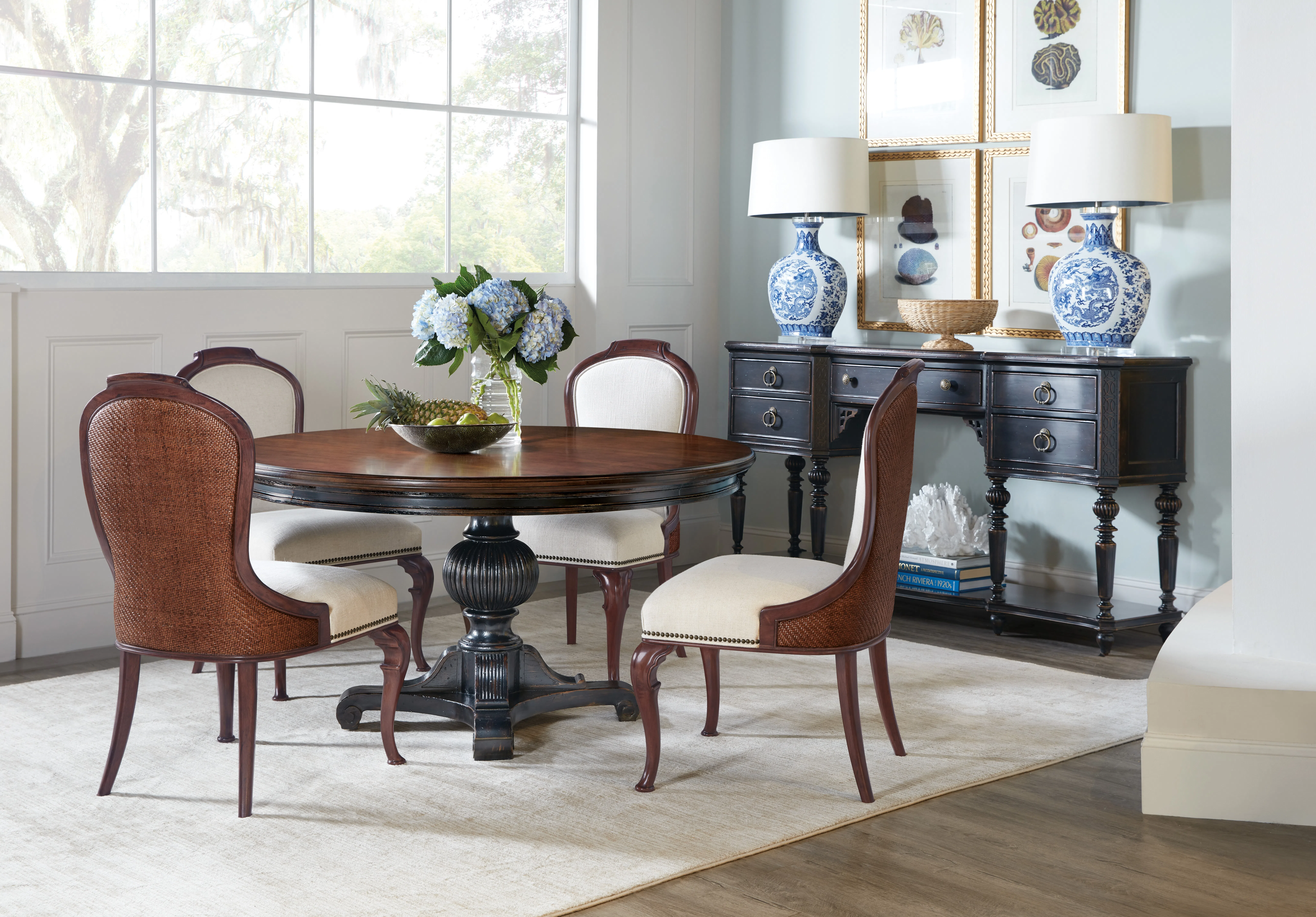 Charleston 54" Round Pedestal Dining Table (1-20" leaf) 6750-75203-00 6 Charleston 54" Round Pedestal Dining Table (1-20" leaf) 6750-75203-00
